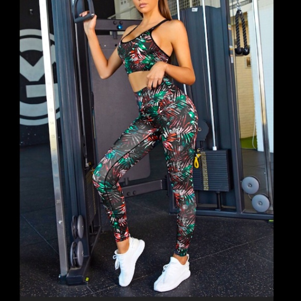 LEAF PRINT SPORTS SET